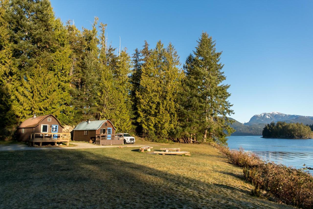 Backeddy Resort And Marina Egmont Exterior photo